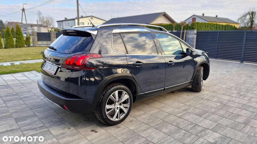 Peugeot 2008 PureTech 110 Stop&Start Style - 17