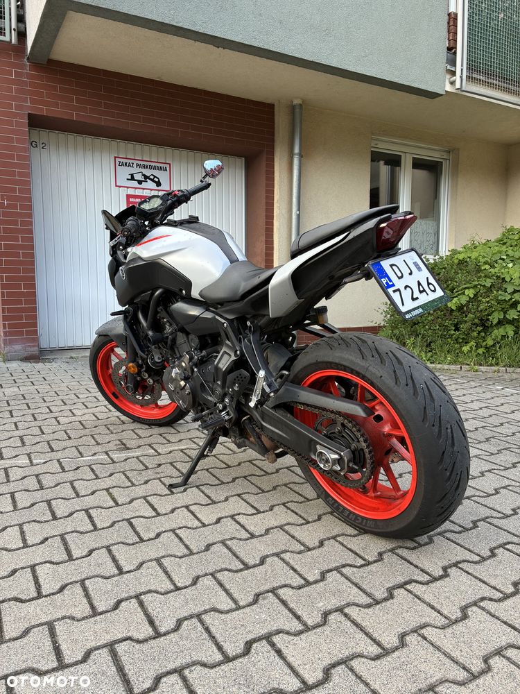 Yamaha MT - 3