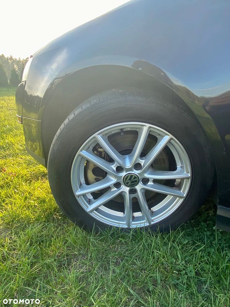 Volkswagen Passat 2.0 TDI DPF Trendline - 9