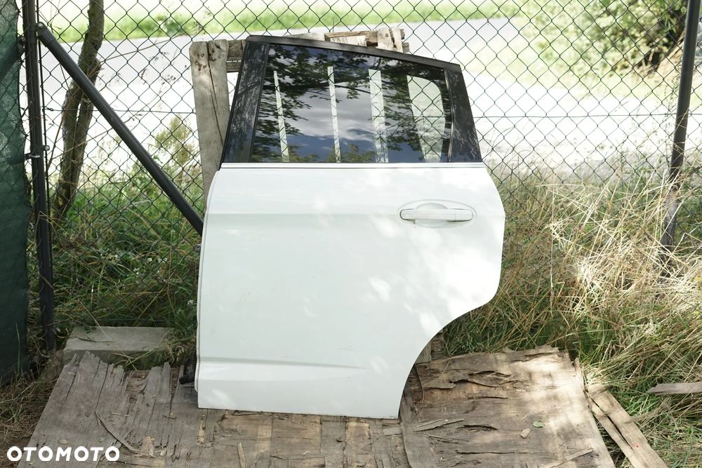 Drzwi tył tylne lewe Ford C-Max Mk.2 5A - 1