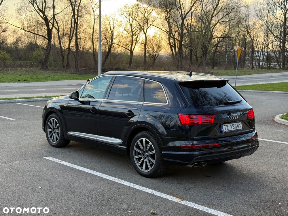 Audi Q7 - 4