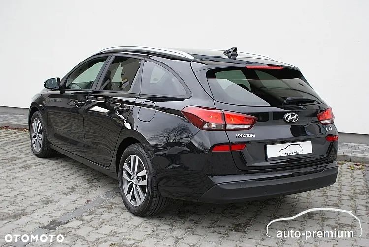 Hyundai i30 Kombi 1.6 CRDI Family+ - 5