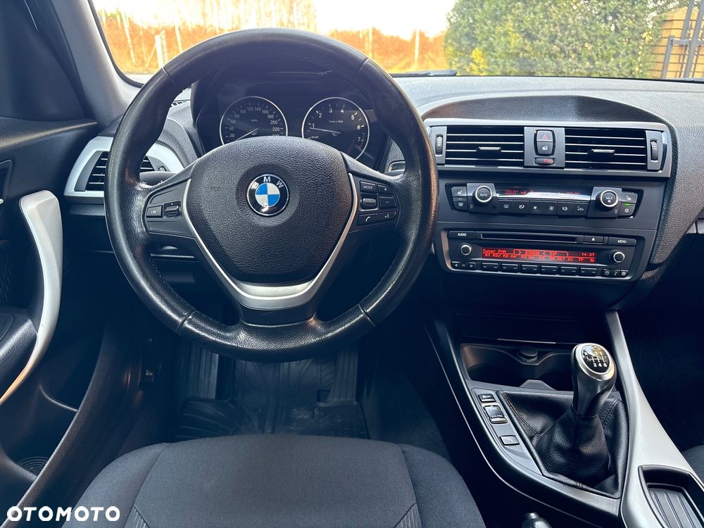 BMW Seria 1 118i - 36