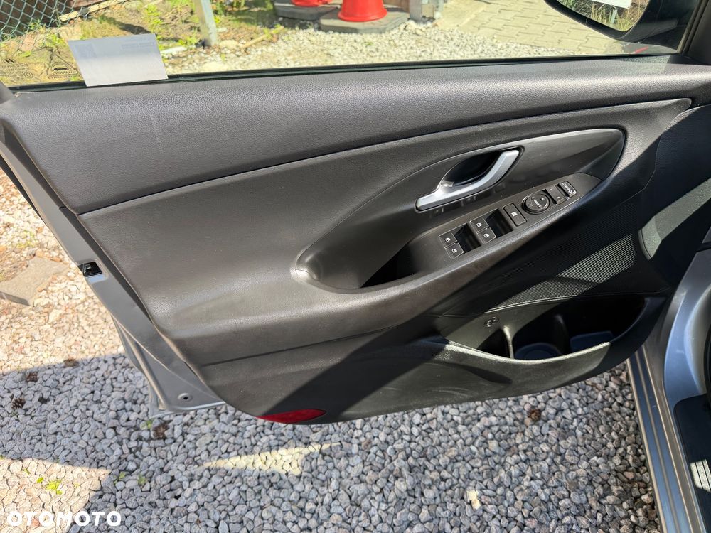 Hyundai i30 1.0 T-GDI Modern - 17