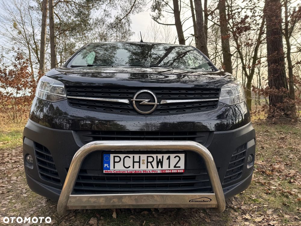 Opel Vivaro - 1