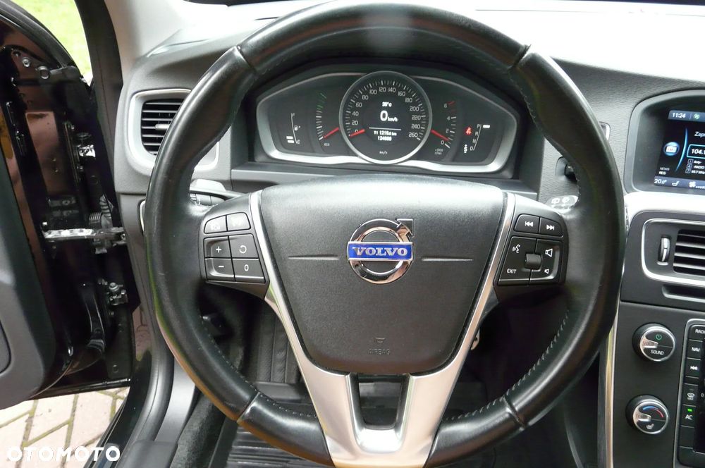 Volvo V60 D4 AWD Geartronic - 13