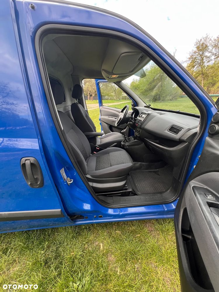 Fiat Doblo - 22