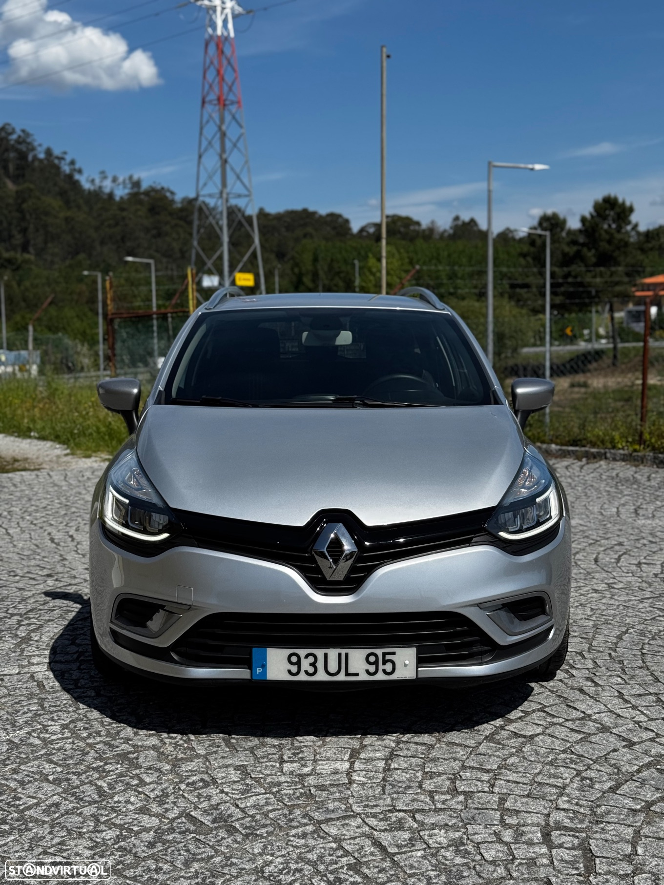 Renault Clio Sport Tourer 0.9 TCe GT Line - 4