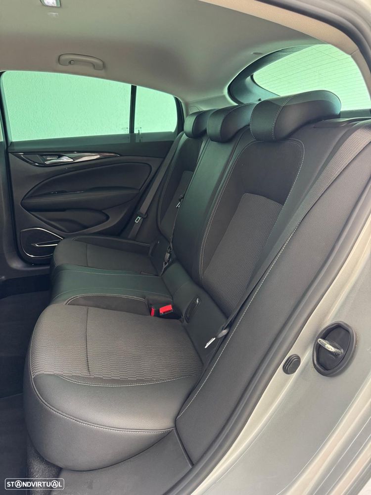 Opel Insignia Grand Sport 1.5 Auto Business - 14