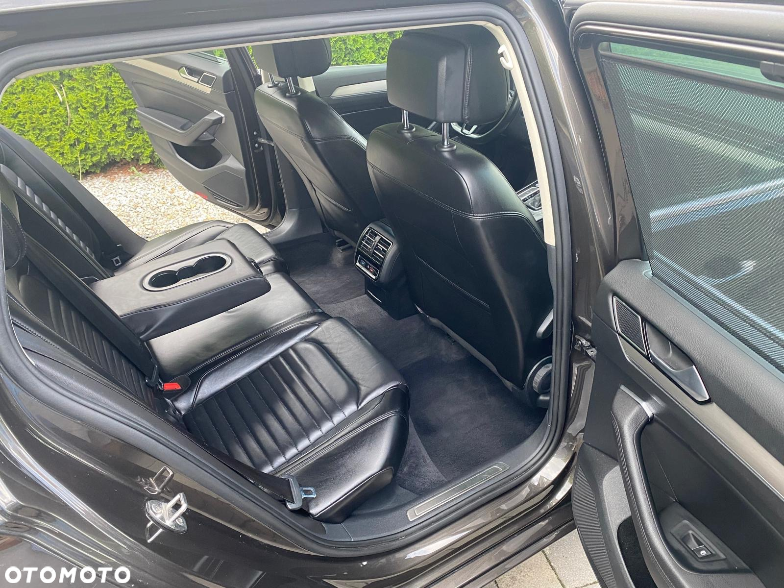 Volkswagen Passat Variant 1.6 TDI SCR DSG Comfortline - 21