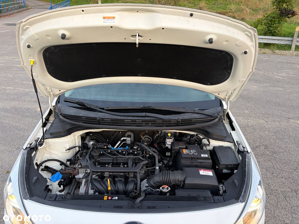 Kia Rio 1.2 L - 27