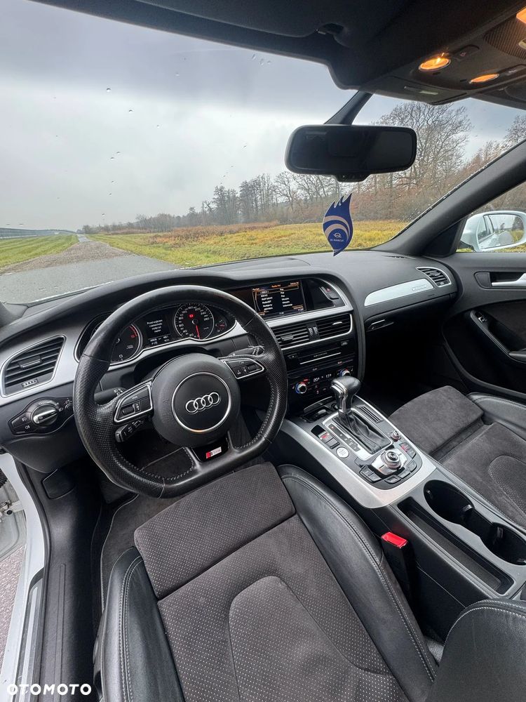 Audi A4 Avant 2.0 TDI Quattro Line S tronic - 15