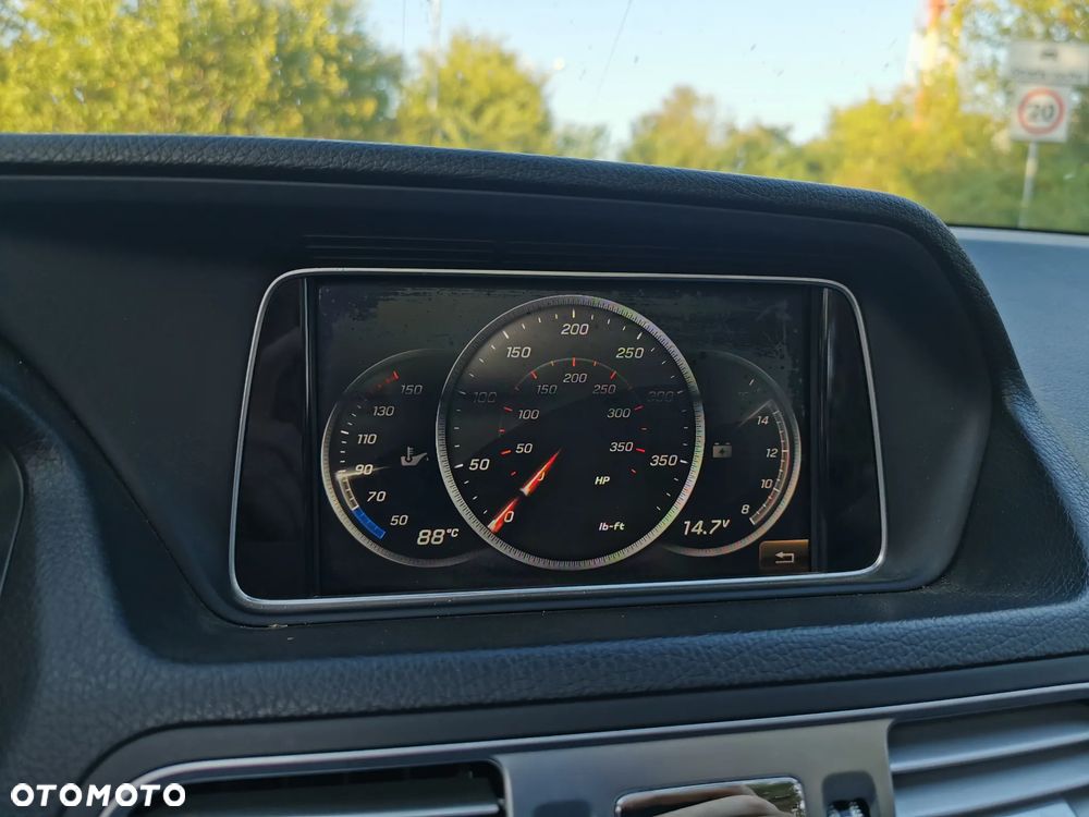 Mercedes-Benz Klasa E 400 7G-TRONIC - 27