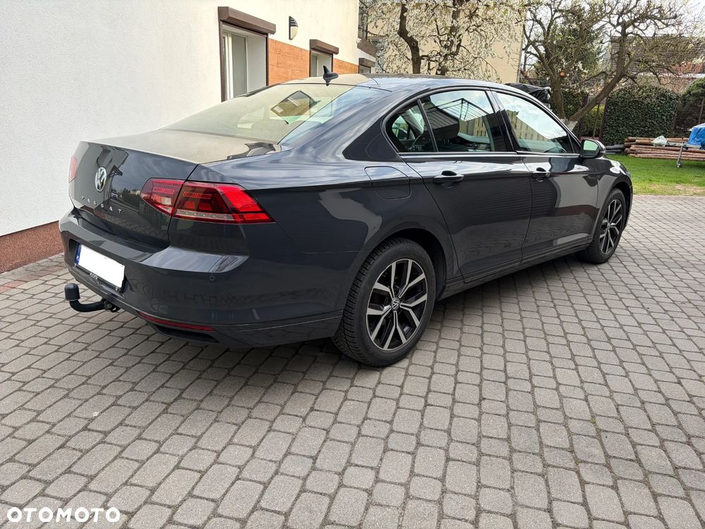 Volkswagen Passat 1.5 TSI EVO Business - 5