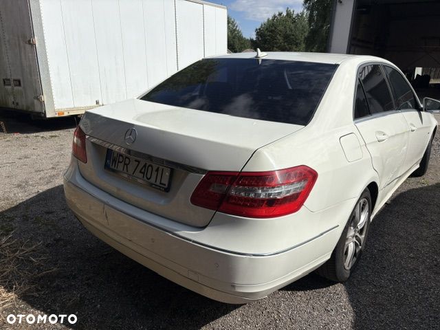 Mercedes-Benz Klasa E - 6