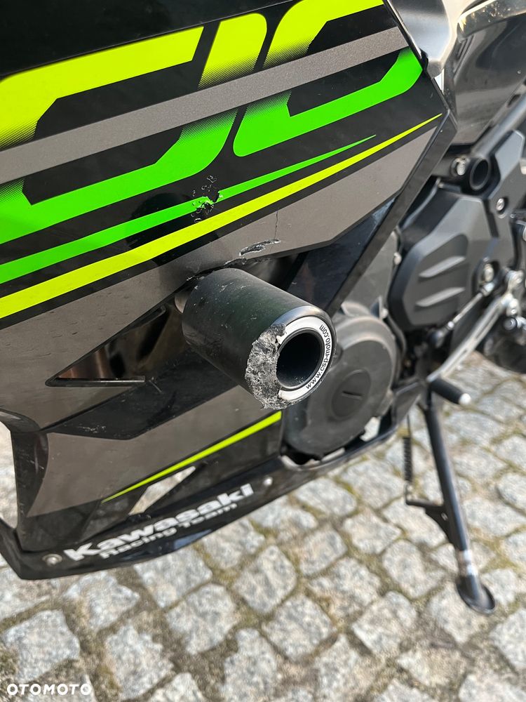 Kawasaki Ninja 400 - 22