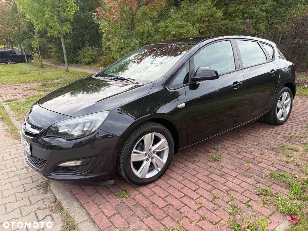 Opel Astra 2013 photo 5
