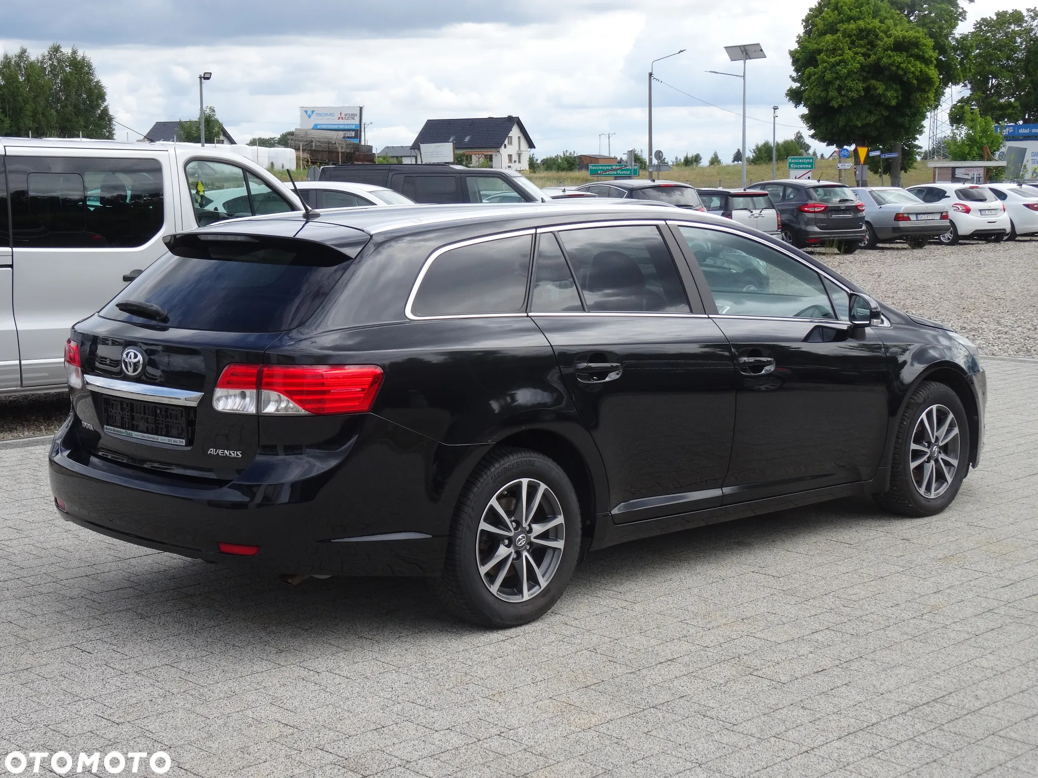 Toyota Avensis 2.0 D-4D Active - 14