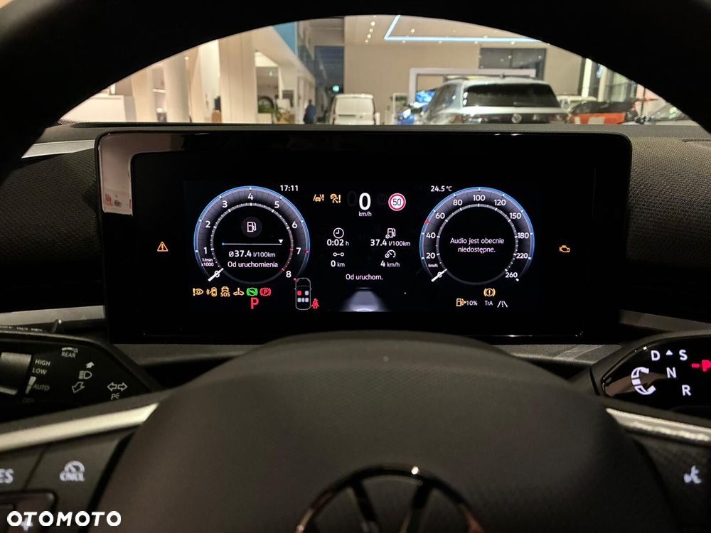 Volkswagen T-Roc - 16