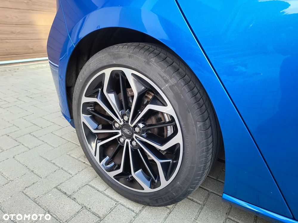 Ford Focus 1.5 EcoBoost ST-Line - 33