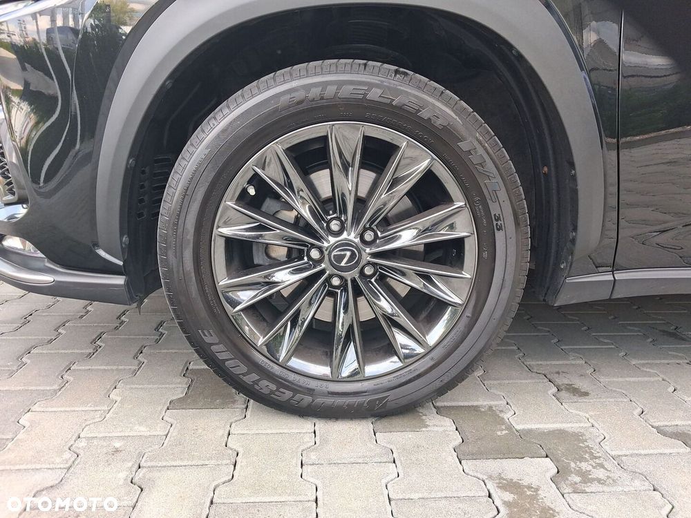 Lexus NX 300 GPF F Sport Edition AWD - 21