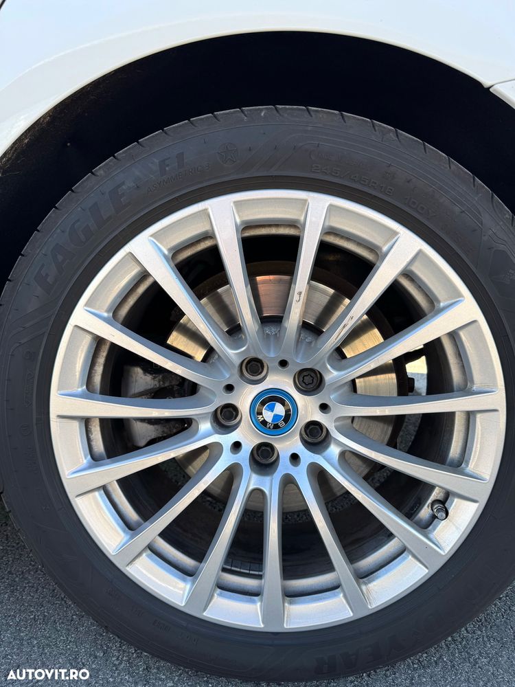 BMW Seria 5 530e Aut. - 20