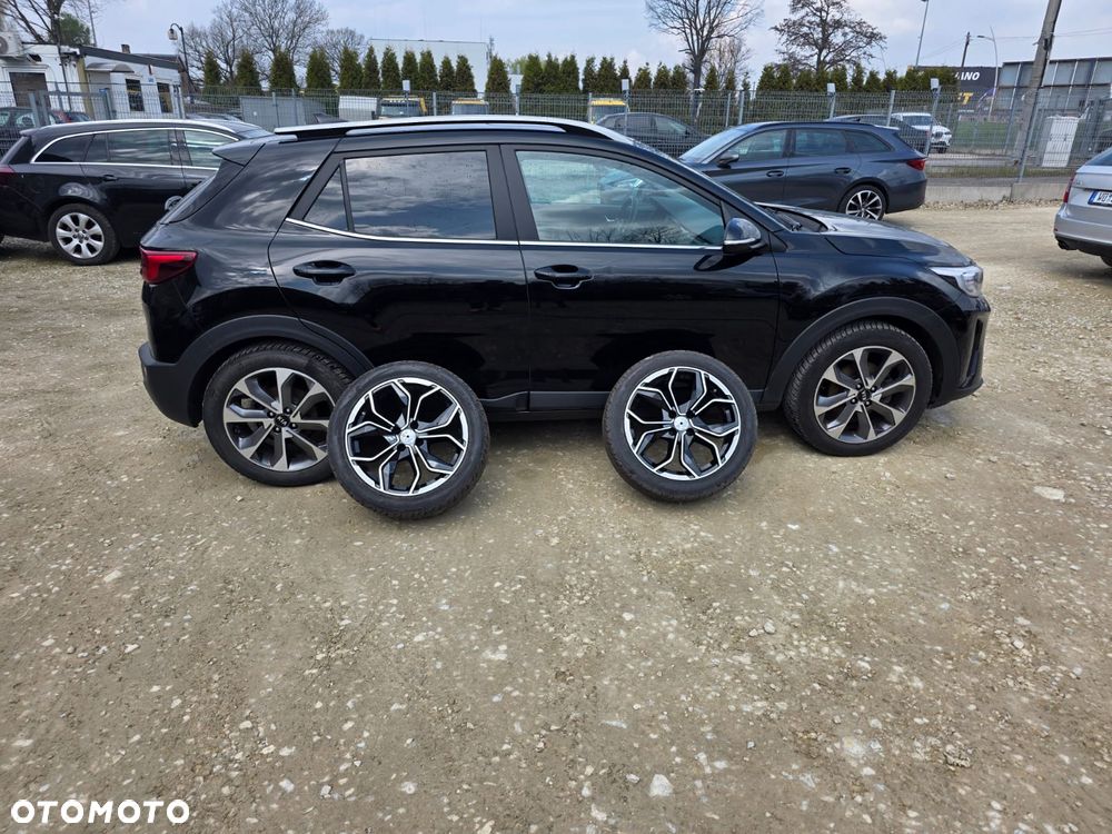 Kia Stonic 1.6 CRDi Platinum Edition - 11