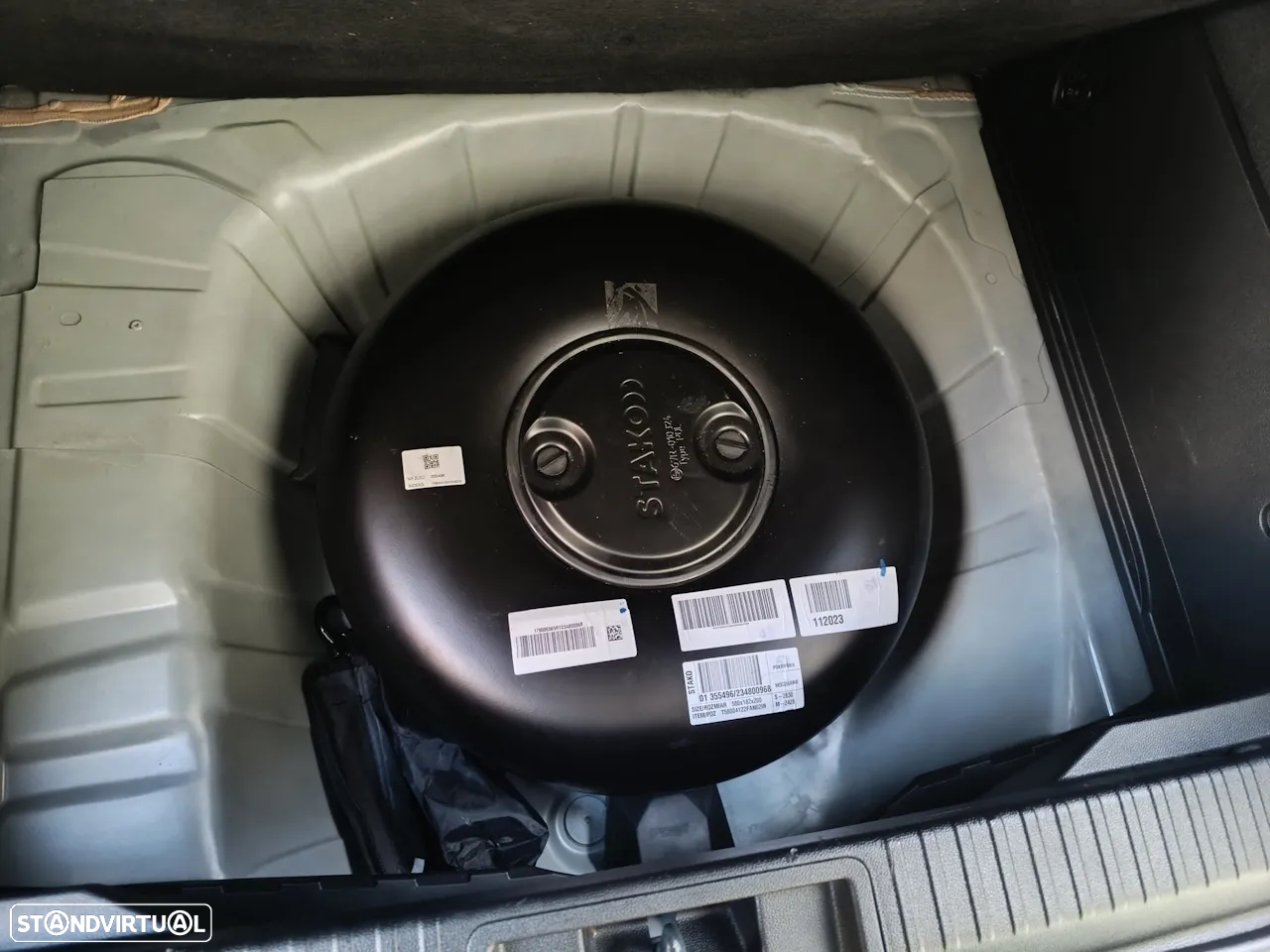 Renault Captur 1.0 TCe Exclusive Bi-Fuel - 37