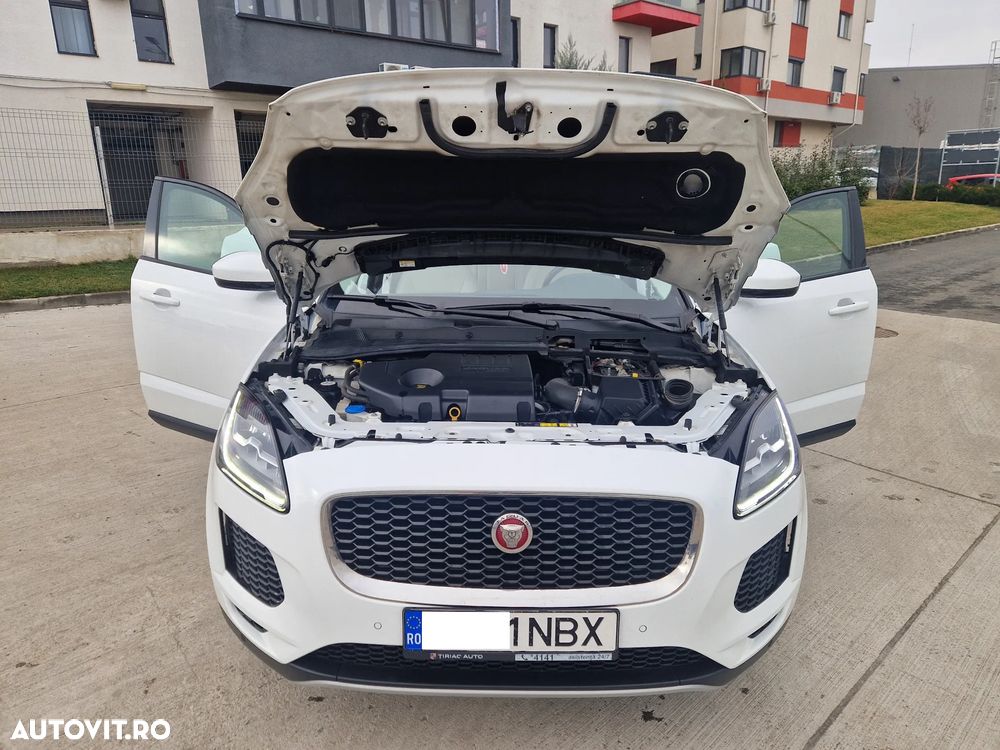 Jaguar E-Pace D150 AWD Base - 34