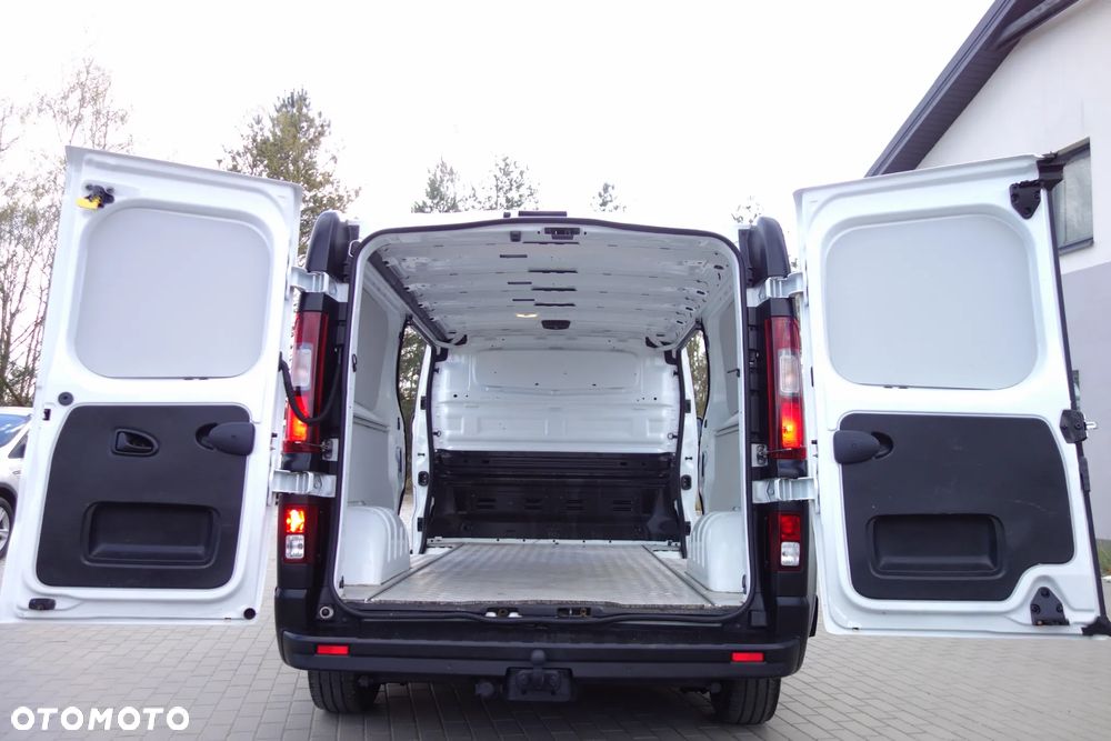 Renault Trafic 2.0 DCI 120 KM 2 x Drzwi Boczne Long Klima Webasto - 9