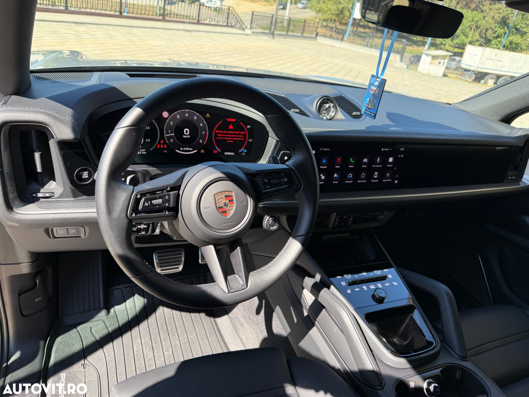 Porsche Cayenne S - 18