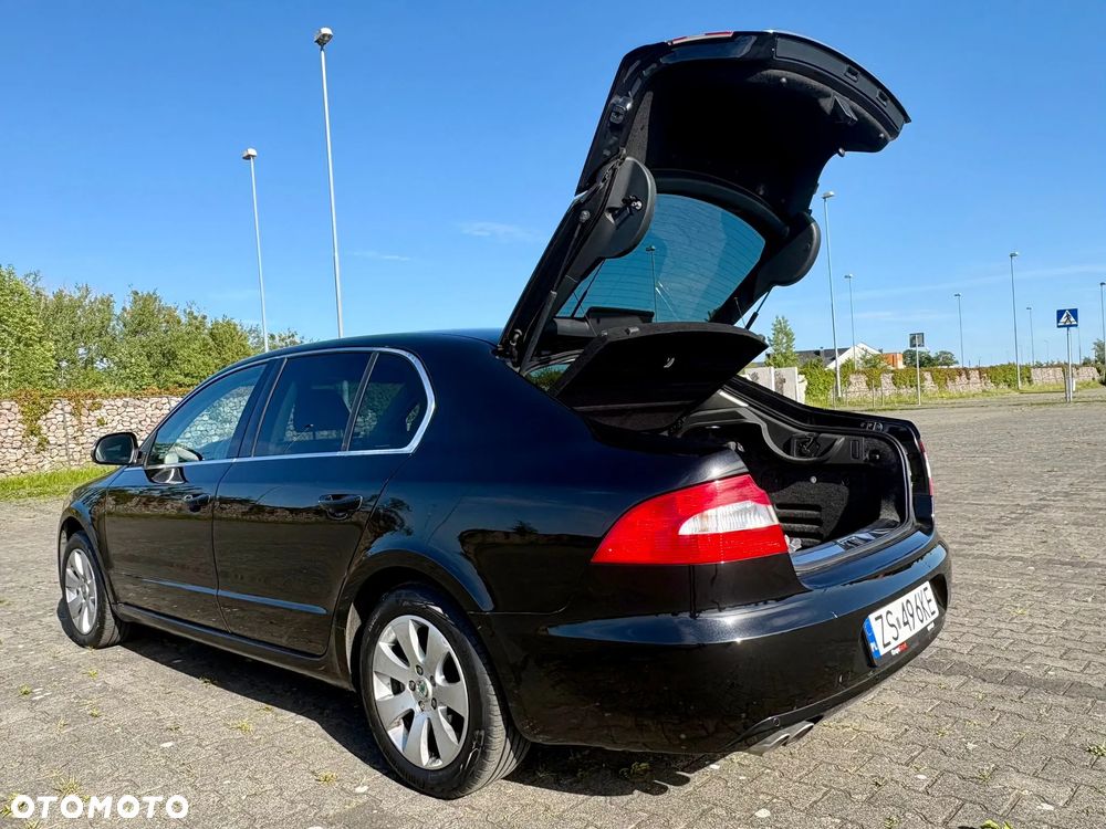 Skoda Superb 2.0 TDI Ambition - 10