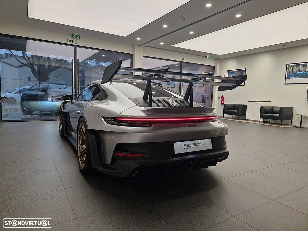Porsche 911 (992) GT3 RS - 3