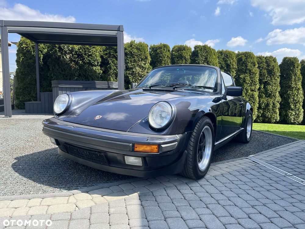 Porsche 911 - 1