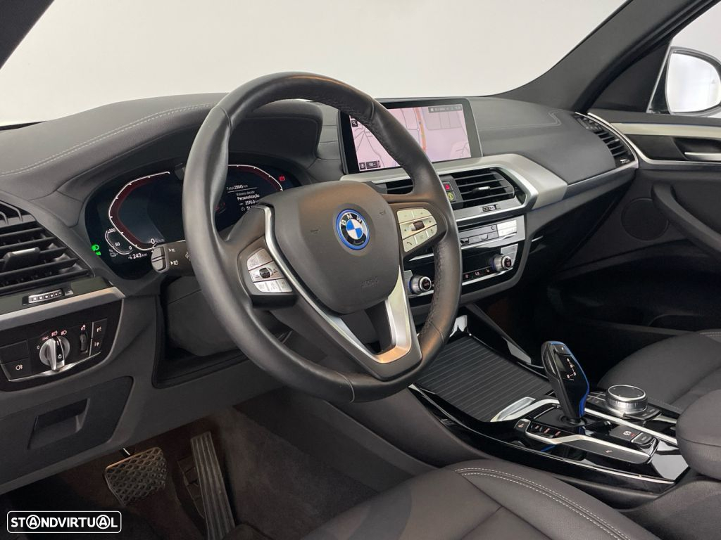 BMW iX3 M Sport Inspiring - 17