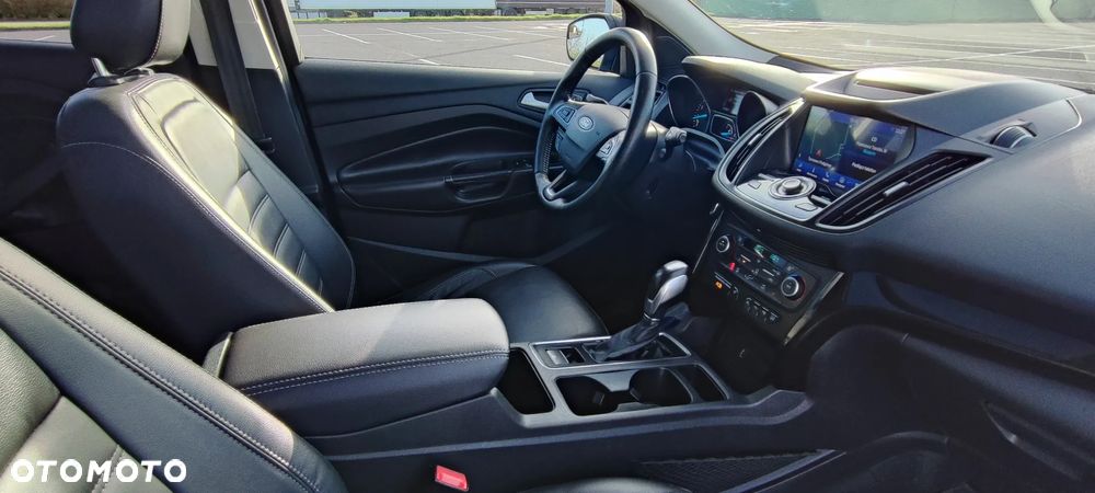 Ford Escape 2.0 EcoBoost AWD Titanium - 13