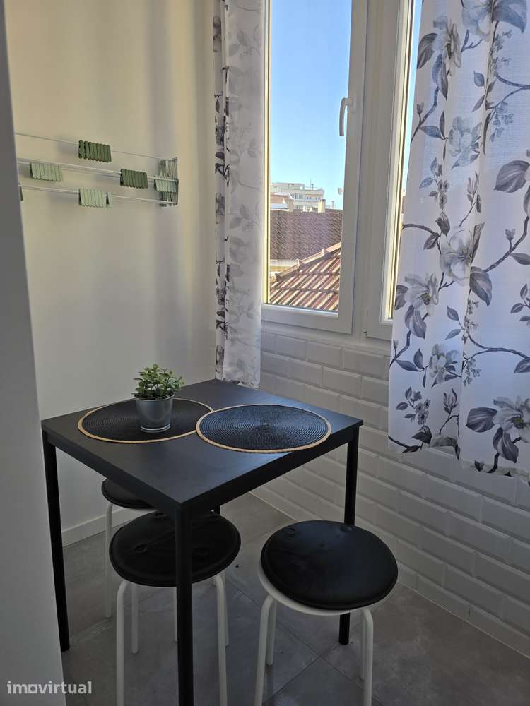 Quarto suit  Disponível em Apartamento - Grande imagem: 4/8