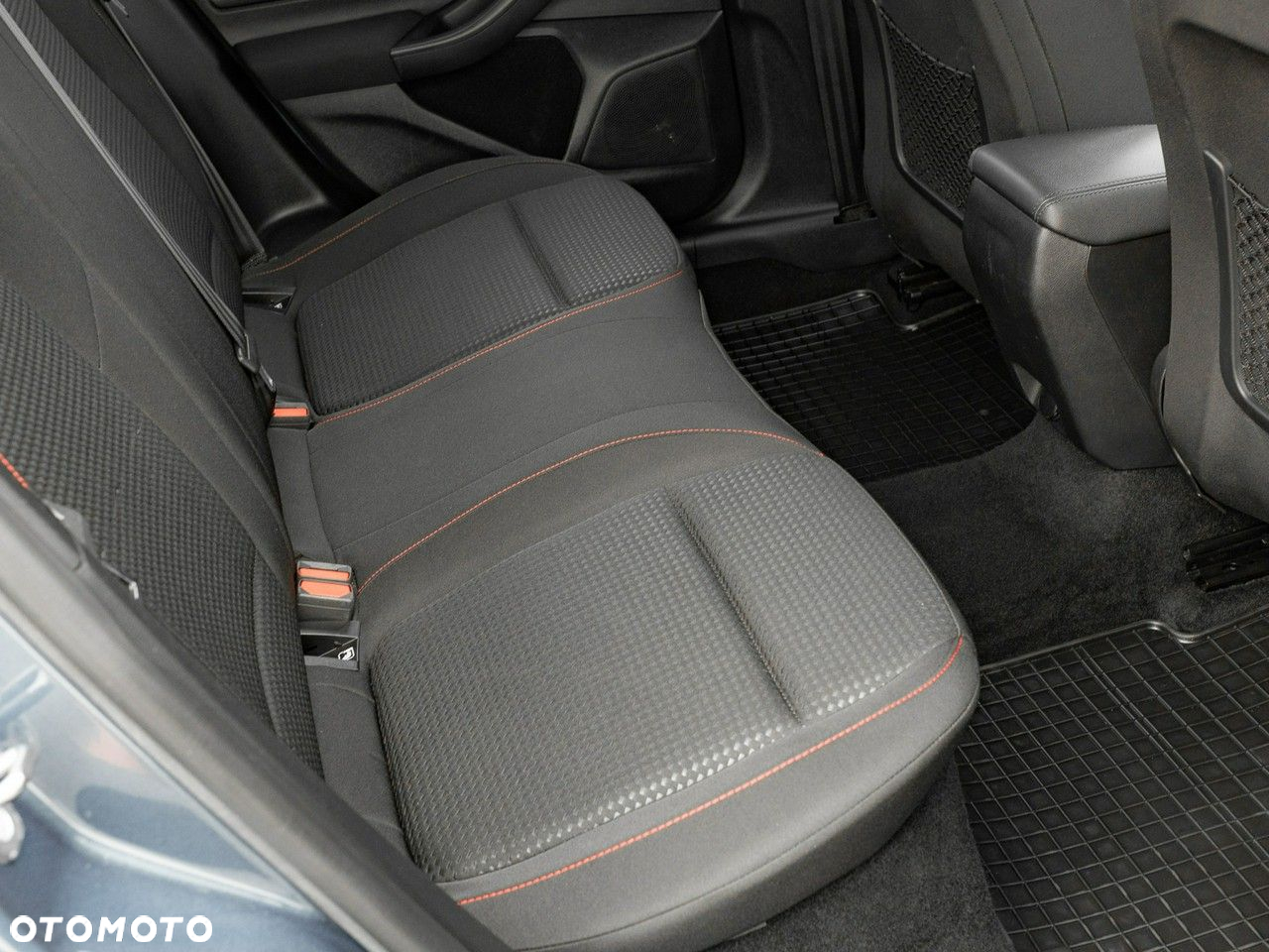 Ford Focus 1.0 EcoBoost ST-Line - 29