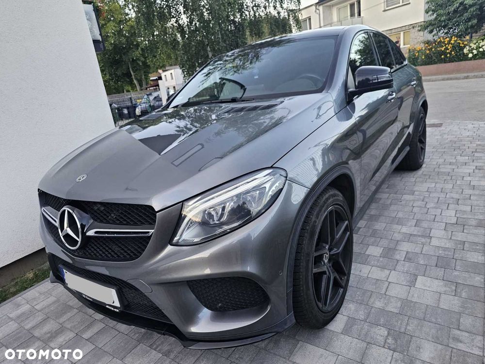 Mercedes-Benz GLE - 1