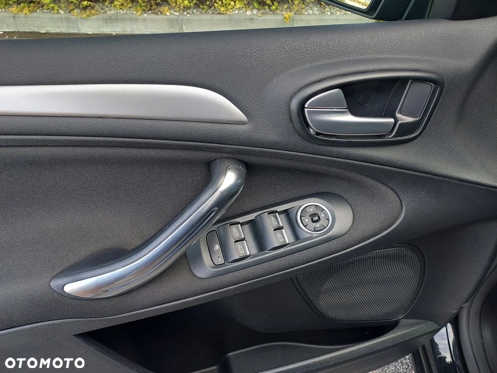 Ford Galaxy 2.0 TDCi Titanium - 33