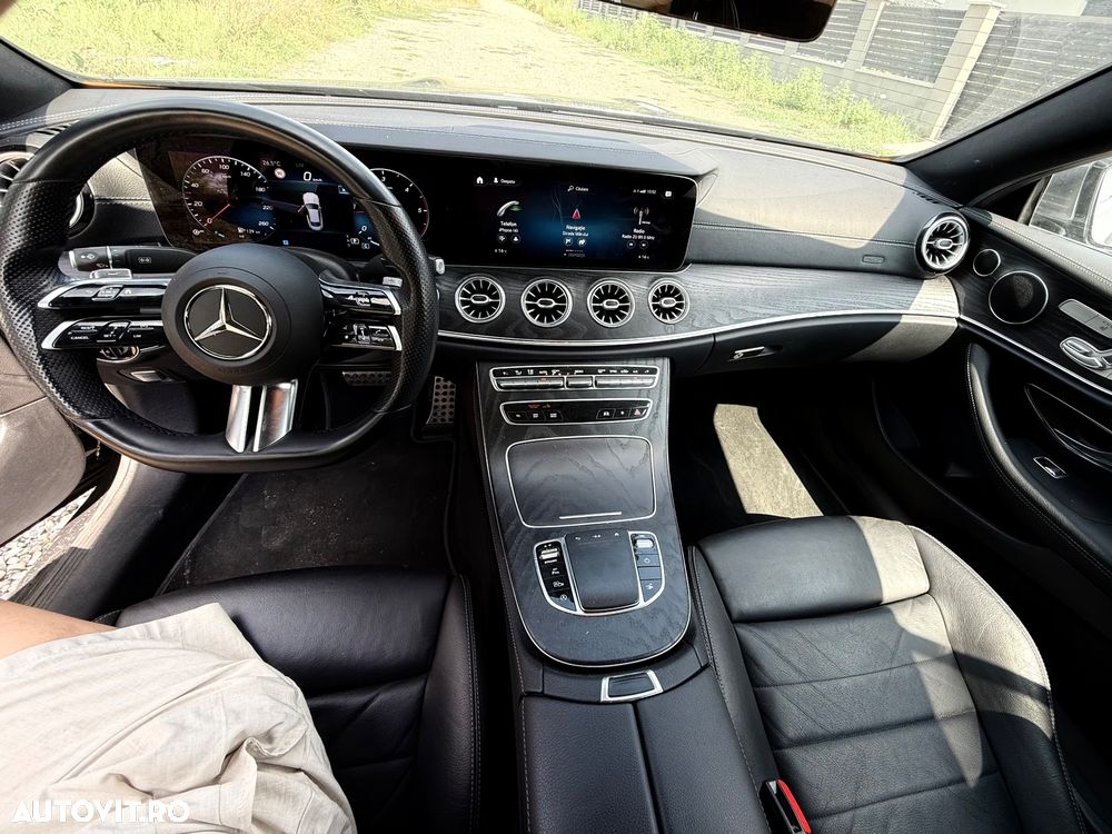 Mercedes-Benz E 220 d Aut. - 3