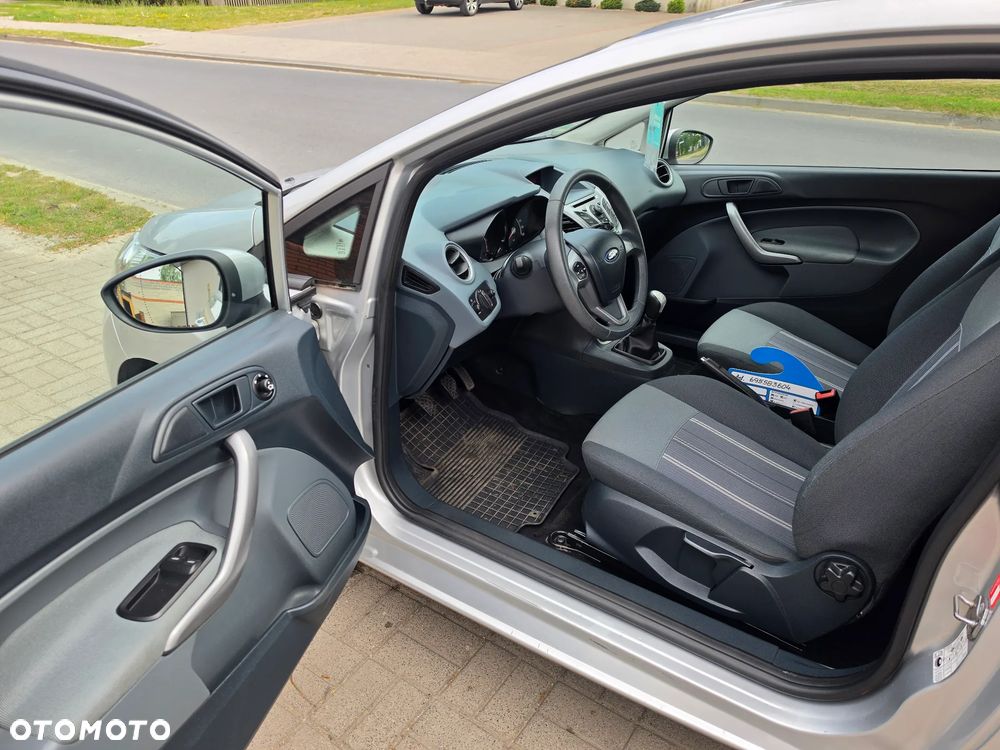 Ford Fiesta - 14
