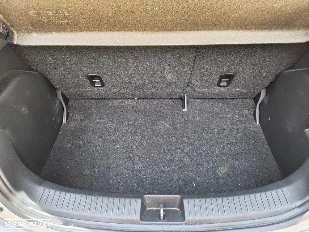 Mazda 2 1.3 MZR Exclusive - 7