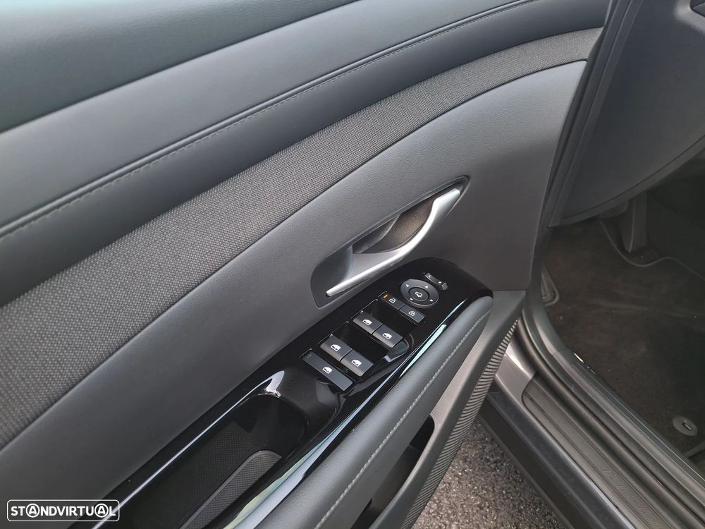 Hyundai Tucson 1.6 T-GDI PHEV e-Vanguard - 13