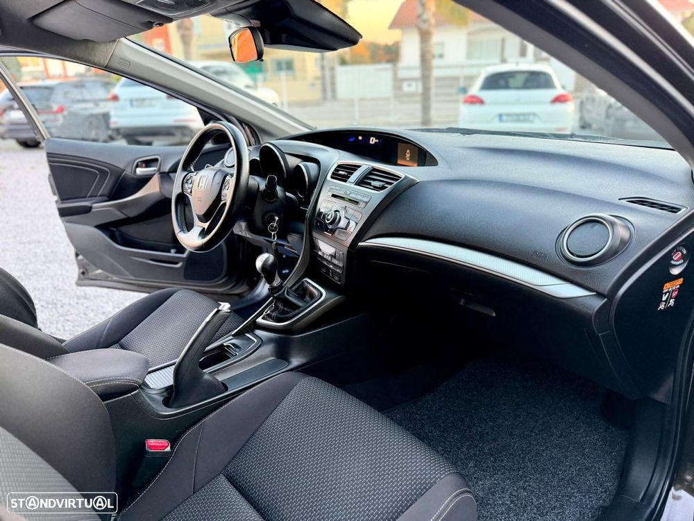 Honda Civic Tourer 1.6 i-DTEC Sport - 13