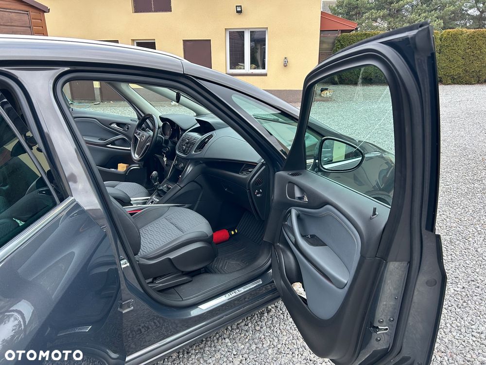 Opel Zafira - 28