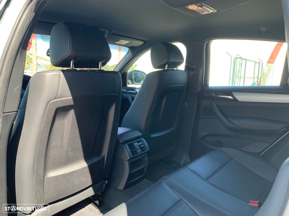 BMW X4 20 d xDrive Pack M - 13