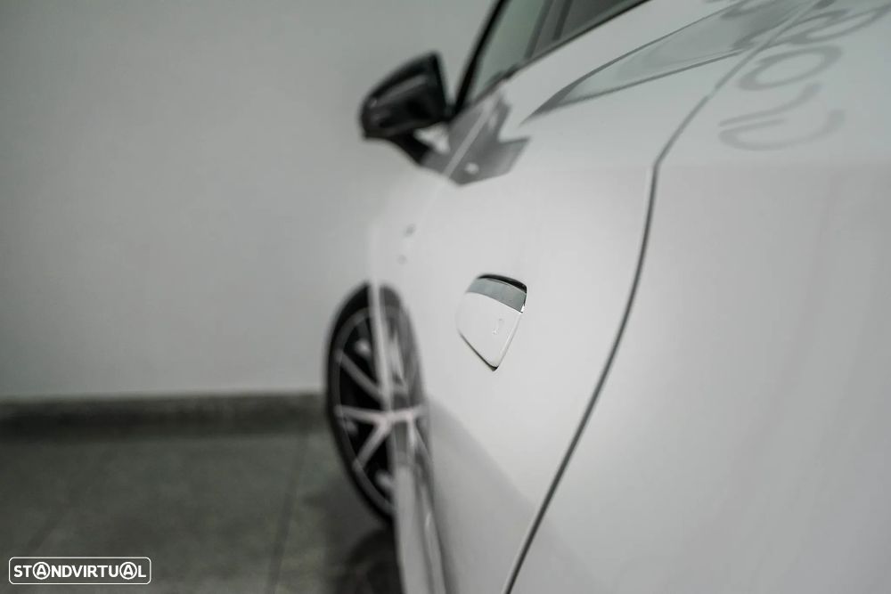 Mercedes-Benz CLA 250+ EQ - 24