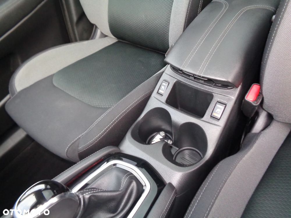 Nissan Qashqai - 17