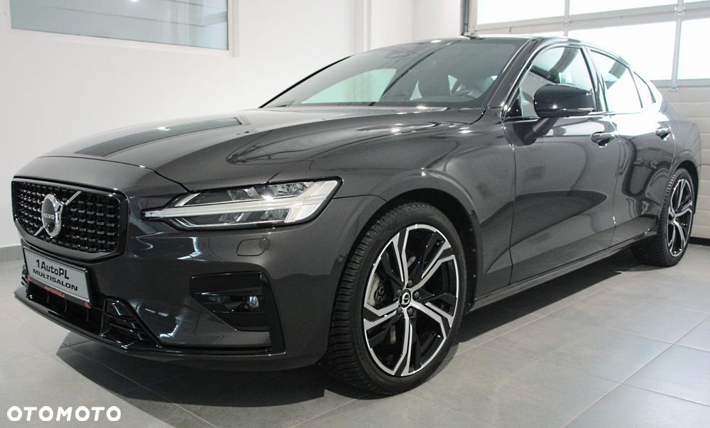 Volvo S60 B5 B AWD Ultimate Dark - 4